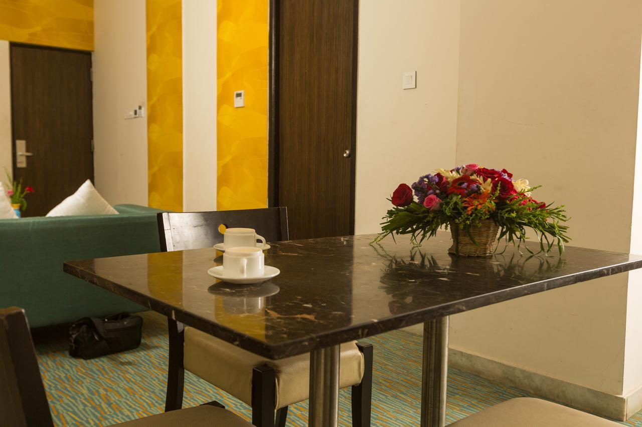 Siesta Star T. Nagar Hotell Chennai Eksteriør bilde