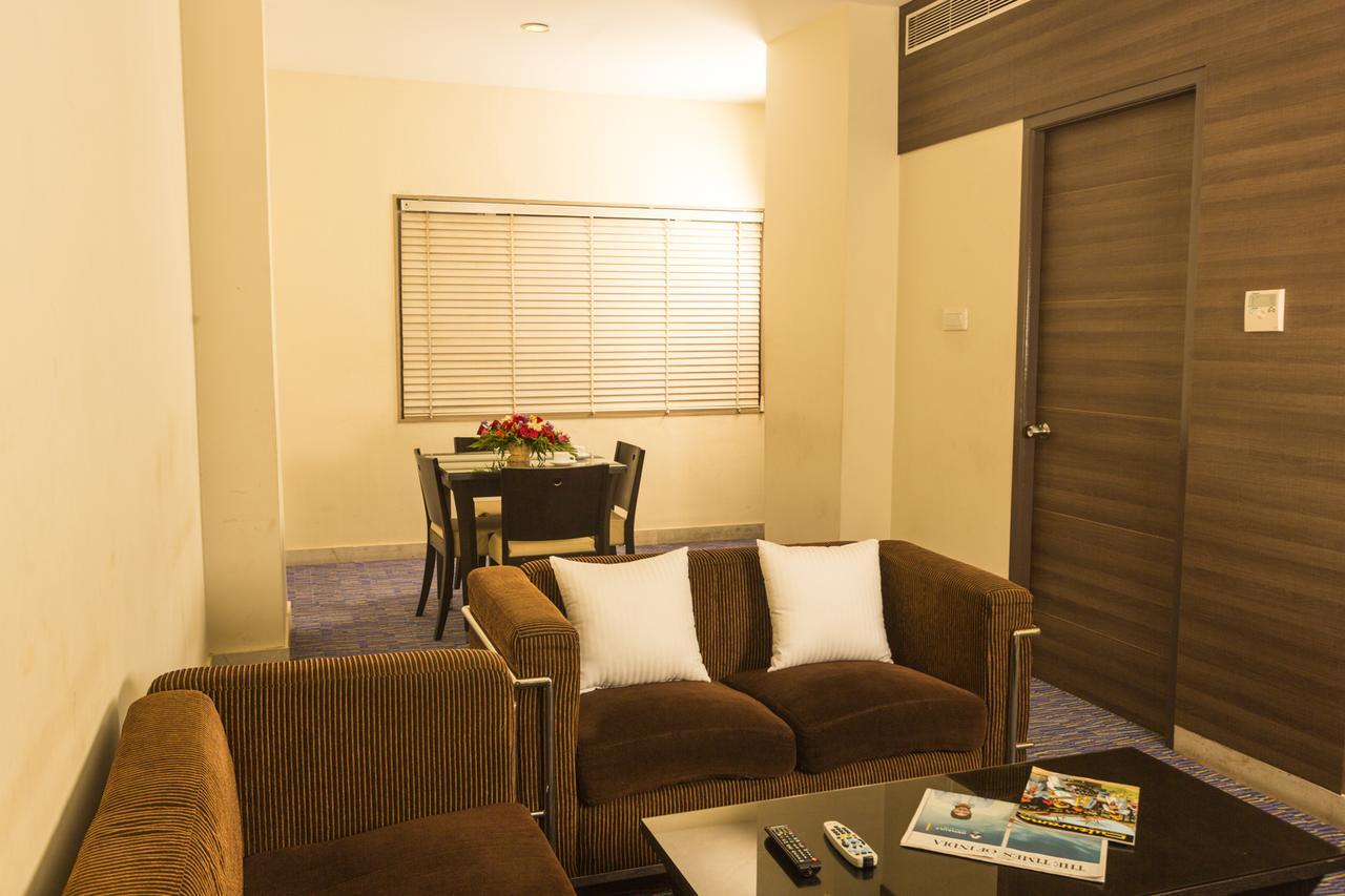 Siesta Star T. Nagar Hotell Chennai Eksteriør bilde