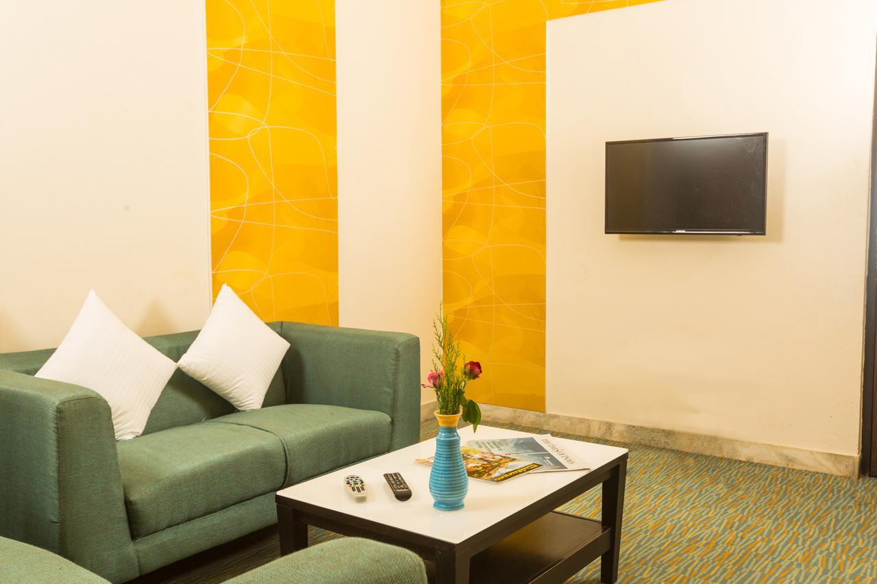 Siesta Star T. Nagar Hotell Chennai Eksteriør bilde
