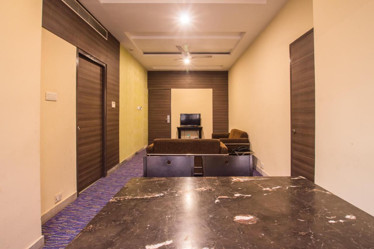Siesta Star T. Nagar Hotell Chennai Eksteriør bilde
